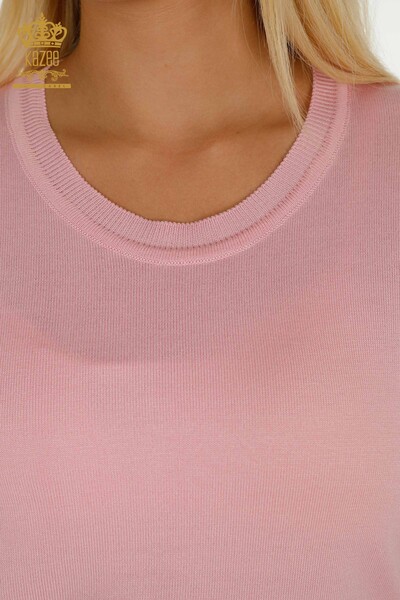 Hurtownia swetrów damskich z dzianiny - Basic - Z Logo - Różowy - 11052 | KAZEE - Thumbnail