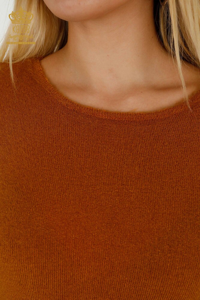 Hurtownia Sweterów Damskich Z Dzianiny - Z Logo - Angora - Musztarda - 18432 | KAZEE - 3