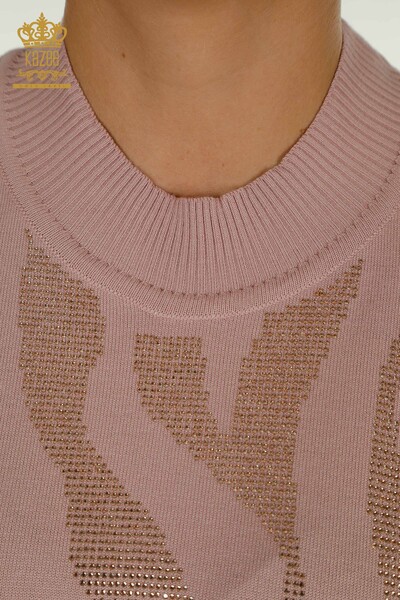 Hurtownia swetrów damskich z dzianiny - stójka - pudrowy - 30670 | KAZEE - Thumbnail