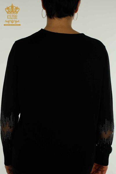 Hurtownia swetrów damskich z dzianiny - szczegółowe rękawy - czarny - 30153 | KAZEE - Thumbnail