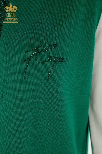 Hurtownia krótkiej kamizelki damskiej z haftowanym kamieniem w kolorze zielonym - 30411 | KAZEE - Thumbnail