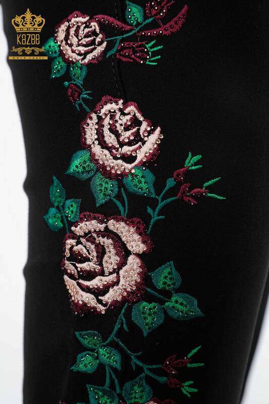 Hurtownia spodni damskich legginsów z kolorowym haftem kwiatowym i haftem z kamieniami - 3591 | KAZEE