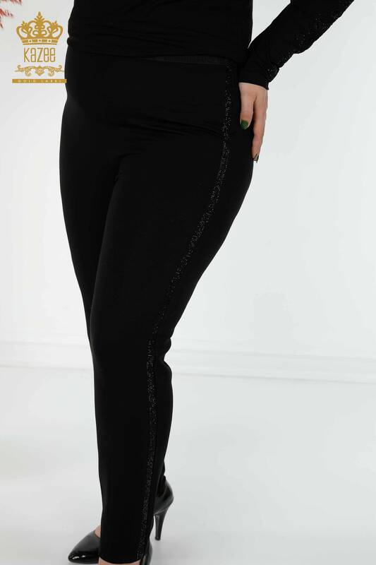 Hurtownia spodni damskich legginsów w paski z kryształowymi kamieniami, haftowana czarna - 3462 | KAZEE