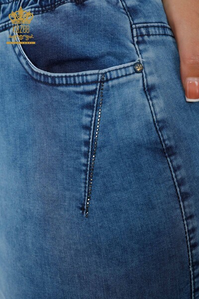 Hurtownia damskiej spódnicy jeansowej ze sznurkiem, gumką i kamieniami - 4178 | KAZEE - Thumbnail