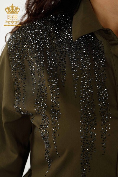 Hurtownia sukienek damskich zapinanych na guziki z haftowanym kamieniem Khaki - 20229 | KAZEE - Thumbnail