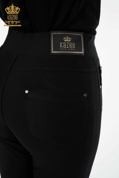 Hurtownia jeansów damskich czarnych z wzorem w liście - 3562 | KAZEE - Thumbnail