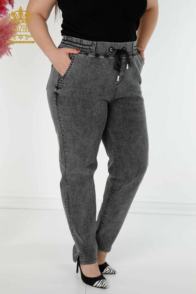 Hurtownia jeansów damskich z kieszeniami, haftowany kamieniem, antracyt - 3697 | KAZEE - Thumbnail