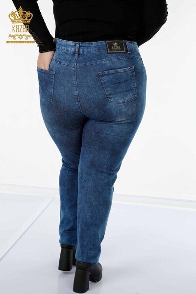 Hurtownia spodni jeansowych damskich w kolorze niebieskim z haftem w paski i kamieniami - 3566 | KAZEE - Thumbnail