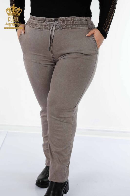 Hurtownia spodni damskich z elastyczną talią Kazee Written Brown - 3502 | KAZEE