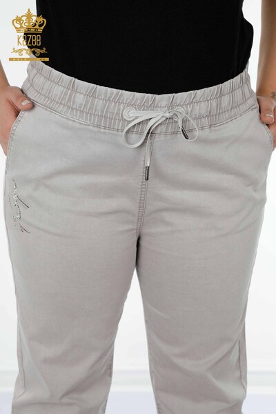 Hurtownia spodni damskich z elastycznym pasem Kazee Written Light Grey - 3502 | KAZEE - Thumbnail