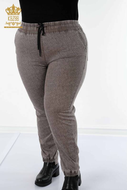 Hurtownia spodni damskich z elastycznym pasem brązowa z kieszeniami - 3501 | KAZEE