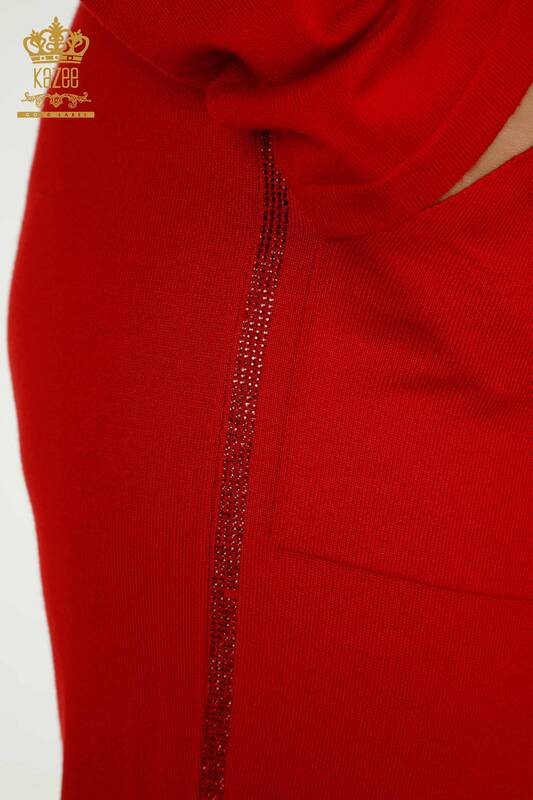 Hurtownia dresów damskich, haftowana w kamienie, zapinana na zamek, czerwona w panterkę - 16662 | KAZEE