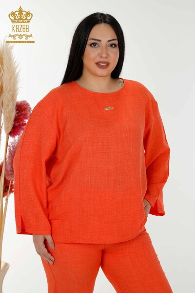 Hurtownia letniego garnituru damskiego z kieszenią i logo w kolorze pomarańczowym - 20313 | KAZEE - Thumbnail