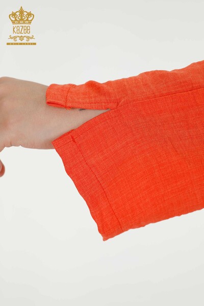 Hurtownia letniego garnituru damskiego z kieszenią i logo w kolorze pomarańczowym - 20313 | KAZEE - Thumbnail