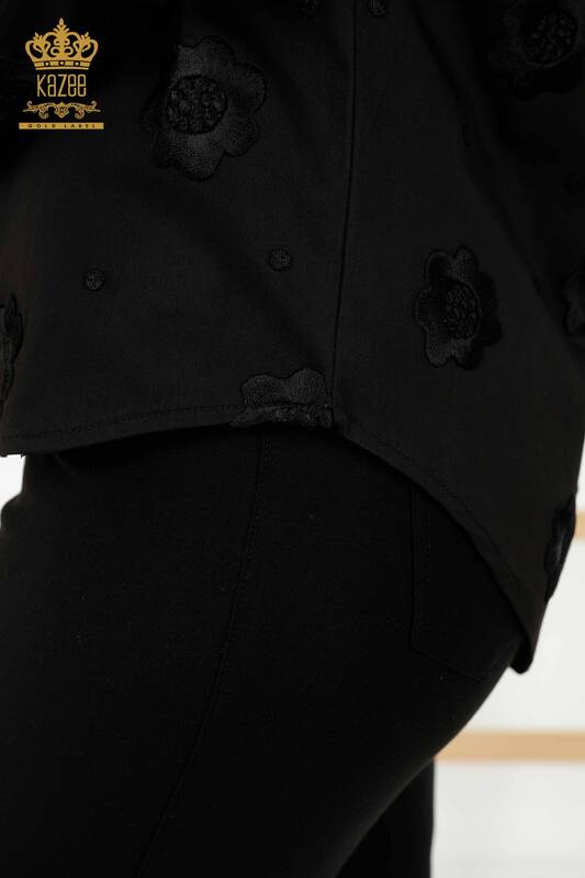 Hurtownia koszul damskich - haftowana w kwiaty - czarna - 20394 | KAZEE