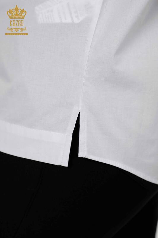 Hurtownia koszul damskich - biała z tiulowymi detalami - 20406 | KAZEE