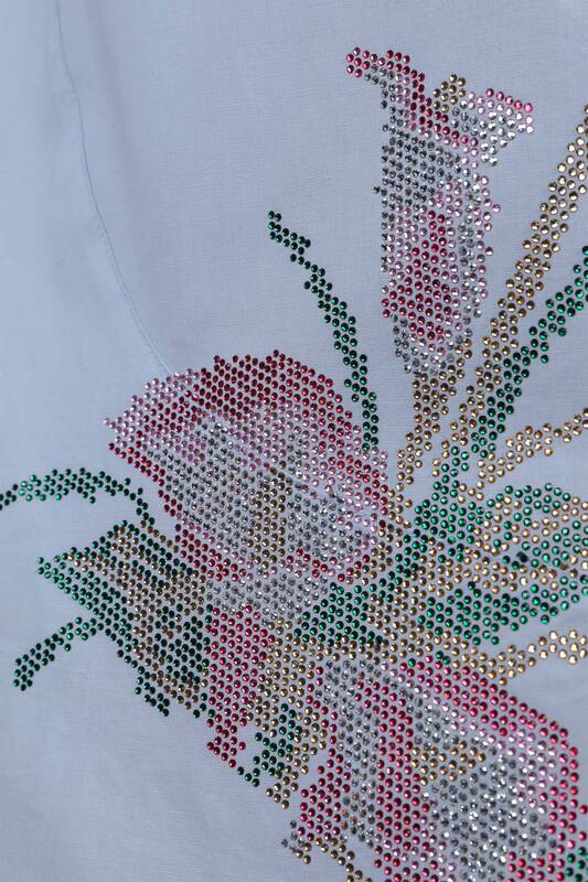 Hurtownia koszul damskich z kwiatowym wzorem i haftem w kamienie - 17053 | KAZEE