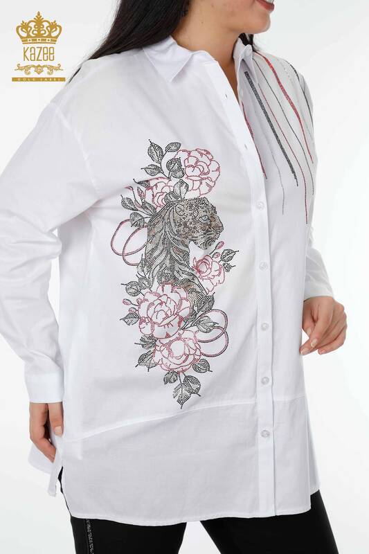 Hurtownia koszul damskich - Wzór tygrysa i róży - biała - 20191 | KAZEE