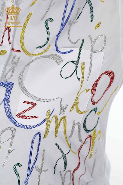 Hurtownia koszul damskich - Wzorzyste litery - biała - 20123 | KAZEE - Thumbnail