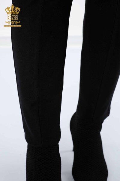 Hurtownia spodni damskich czarnych z gumką w pasie - 3428 | KAZEE - Thumbnail