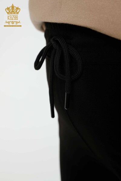 Hurtownia spodni damskich czarnych z gumką w pasie - 3466 | KAZEE - Thumbnail