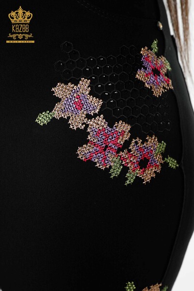 Hurtownia spodni damskich z haftem kwiatowym i haftowaną wiskozą w kamieniu - 3410 | KAZEE - Thumbnail
