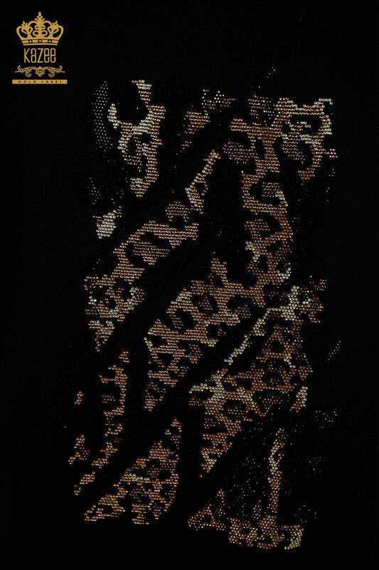 Hurtownia dresu damskiego w kolorze czarnym z haftem w kamienie - 16677 | KAZEE