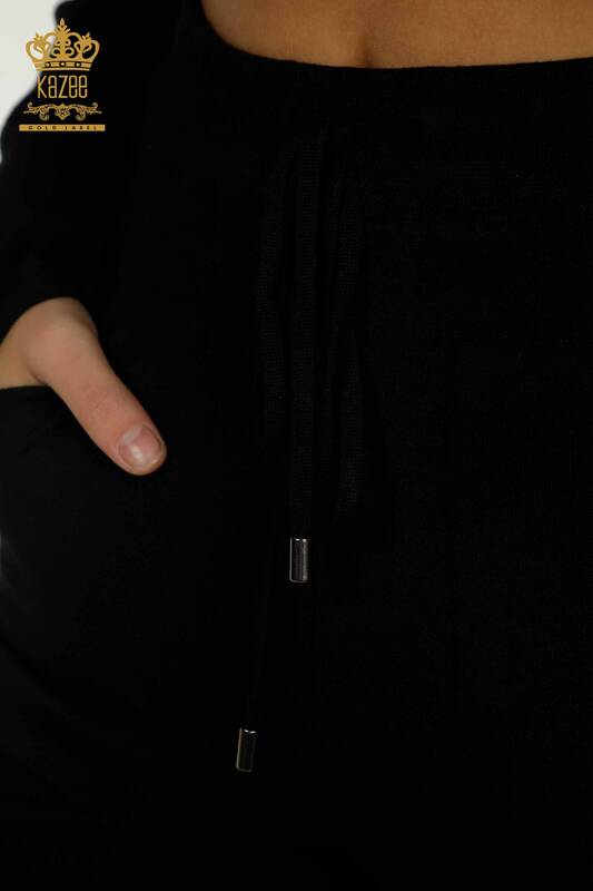 Hurtownia dresów damskich, zamek błyskawiczny haftowany w kamieniu, wzór w panterkę czarny - 16662 | KAZEE