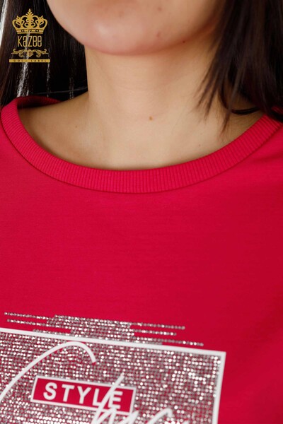 Hurtownia dresów damskich, haftowana fuksja z kryształowymi kamieniami - 17461 | KAZEE - 5