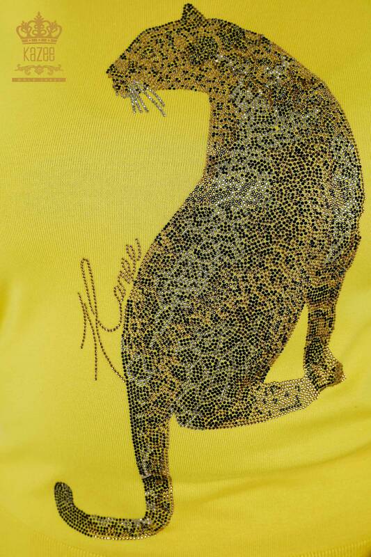 Hurtownia dresów damskich w kolorze żółtym z wzorem tygrysa - 16523 | KAZEE