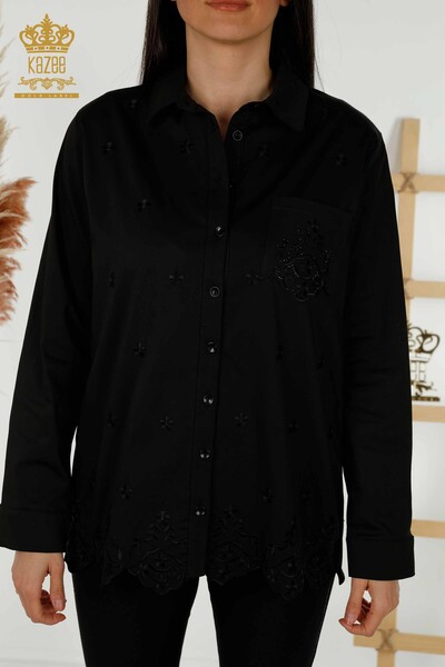Commercio all'ingrosso Camicia da donna a motivi floreali nera con tasca - 20412 | KAZEE - Thumbnail