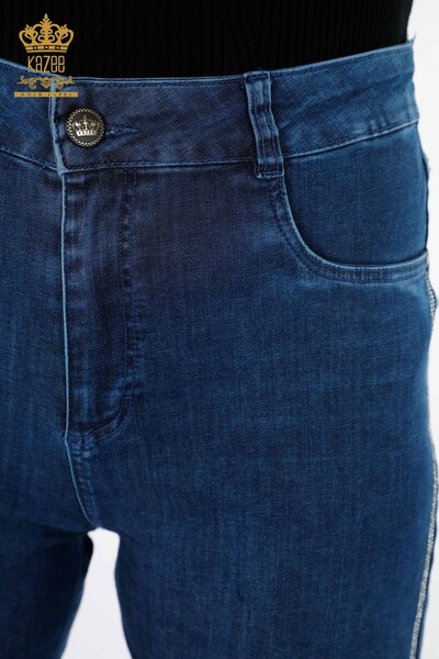 İngrosso Jeans da donna - Tasche dettagliate - Strisce Pietra ricamata - 3571 | KAZEE - Thumbnail