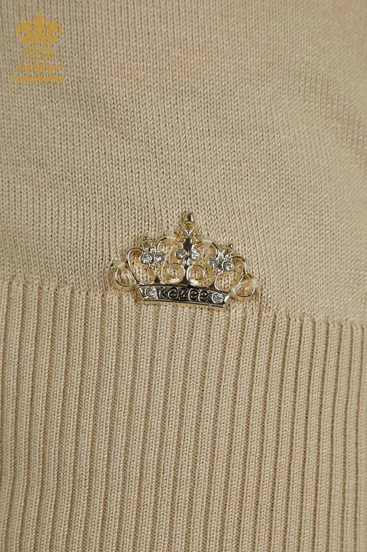 All'ingrosso Maglione di maglieria da donna - Colletto rialzato - basic - beige chiaro - 30613 | KAZEE