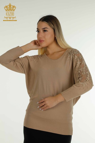 All'ingrosso Maglione di maglieria da donna - Tulle dettagliato - Beige - 15699 | KAZEE - Kazee
