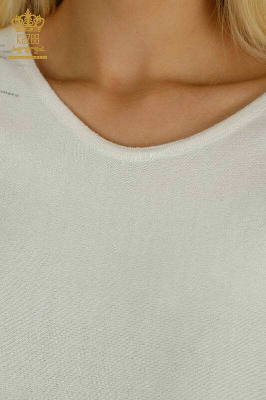 All'ingrosso Maglione di maglieria da donna - Tulle dettagliato - Ecru - 15699 | KAZEE