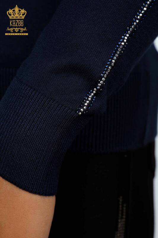 Maglieria da donna all'ingrosso manica a righe con testo Kazee dettagliato ricamato - 16632 | KAZEE