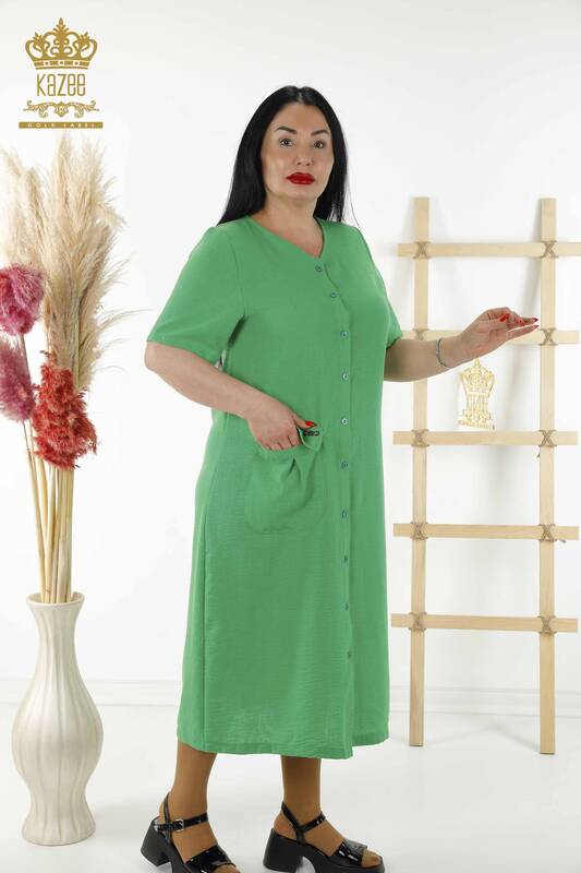 Bottone all'ingrosso del vestito delle donne dettagliato verde - 20383 | KAZEE