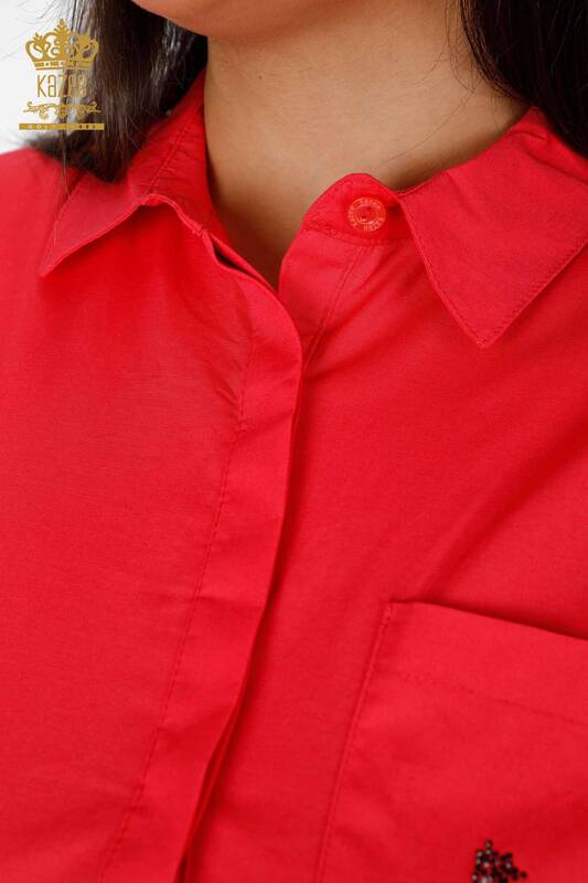 قميص نسائي للبيع بالجملة مع جيب مطرز بنمط مطرز بالحجر الملون - 20127 | كازي
