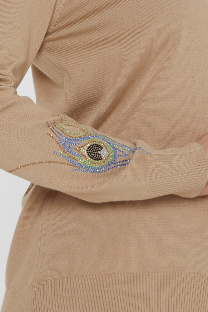 كنزة صوفية محبوكة مزينة بأحجار ملونة، بيج - 31775 | كازي (طقم من 3 قطع L-XL-2XL) - 6