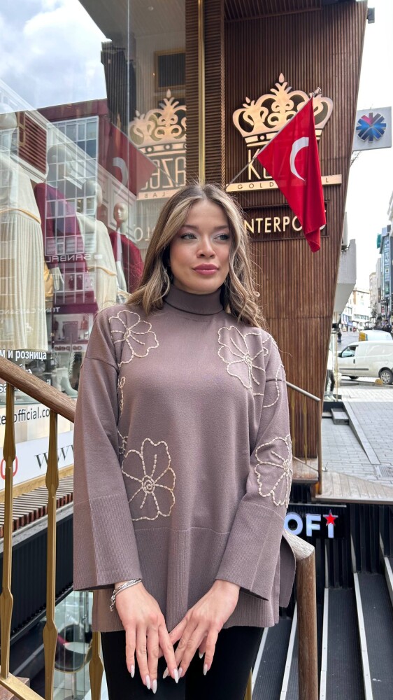 كنزة صوفية محبوكة - بياقة عالية - بيج - 32251 | كازي (طقم من 3 قطع M-L-XL) - 2