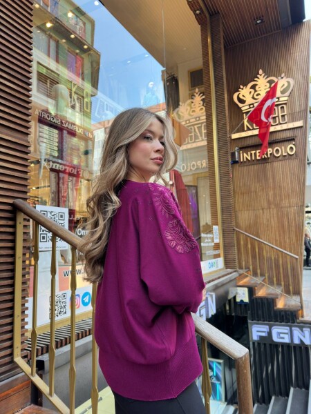 كنزة صوفية محبوكة بتفاصيل من التول، لون فوشيا - 32174 | كازي (طقم من 3 قطع مقاس XL-2XL-3XL) - 6