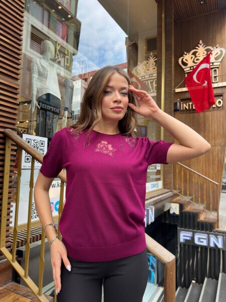 كنزة محبوكة - مزينة بالأحجار - لون فوشيا - 32209 | كازي (طقم من 3 قطع L-XL-2XL) - KAZEE (1)