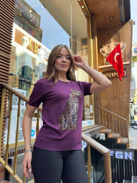 كنزة صوفية محبوكة بنقشة النمر، بنفسجي - 32208 | كازي (طقم من 3 قطع، مقاسات L-XL-2XL) - 3