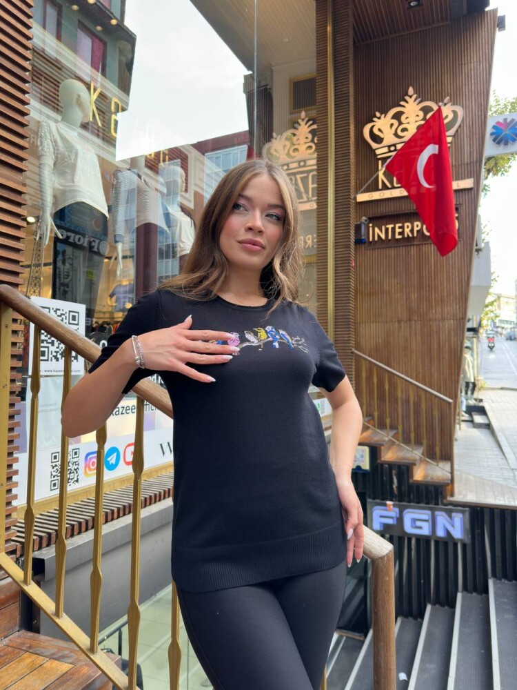 كنزة صوفية محبوكة - بنقشة طيور - أسود - 31831 | كازي (طقم من 3 قطع S-M-L) - 1