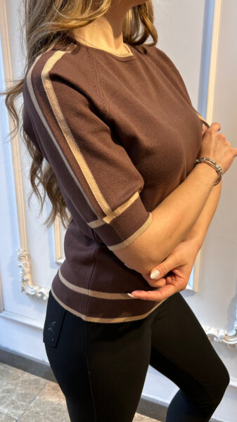 كنزة محبوكة - بتفاصيل مخططة - بني - 32437 | كازي (طقم من 3 قطع L-XL-2XL) - 3