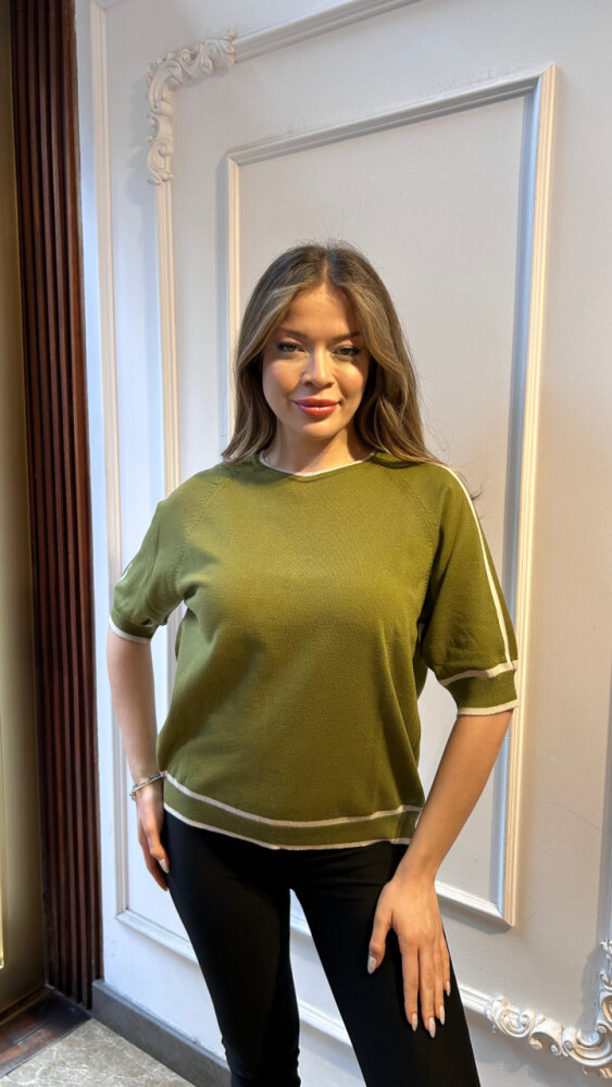 كنزة صوفية محبوكة - بتفاصيل مخططة - أخضر - 32437 | كازي (طقم من 3 قطع L-XL-2XL) - 1