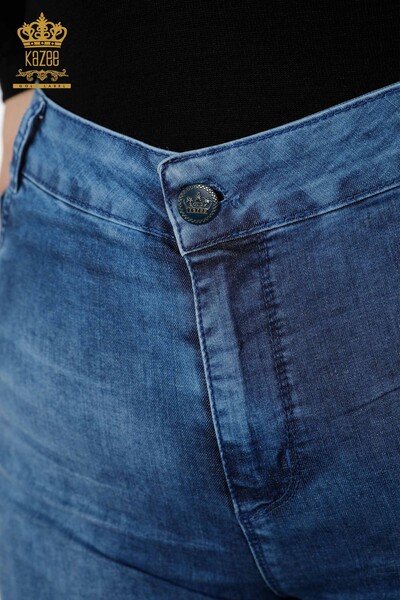 بنطلون جينز نسائي مطرز باللون الأزرق - 3607 | كازي - Thumbnail