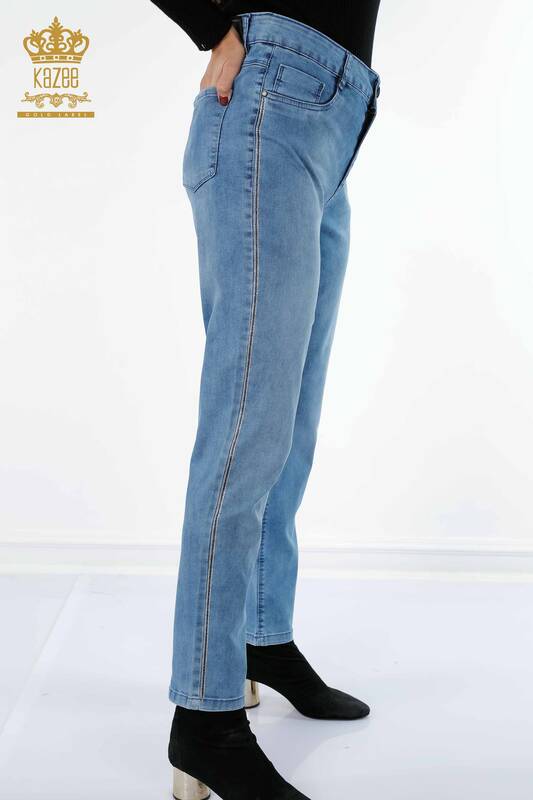 Venta al por mayor Jeans De Mujer Con Bolsillo Raya Detallada Crystal Stone - 3556 | kazee