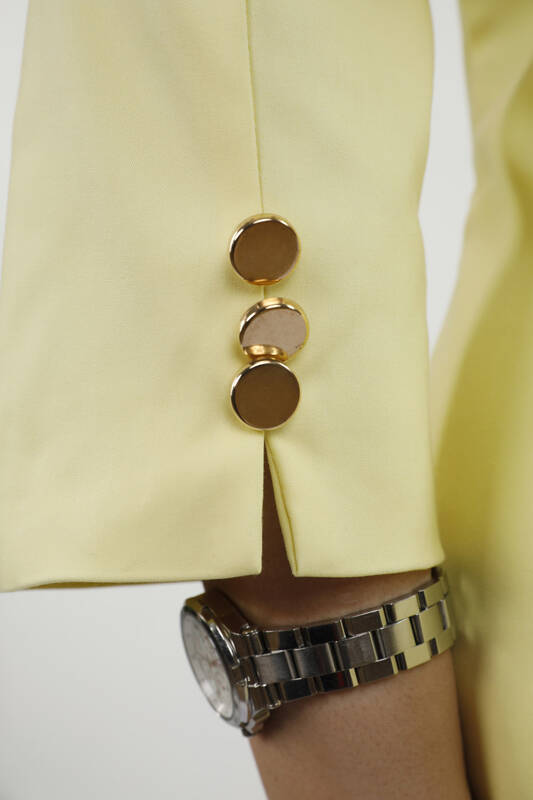 Venta al por mayor Traje de mujer con cinturón de bolsillo de algodón clásico detallado - 7712 | kazee