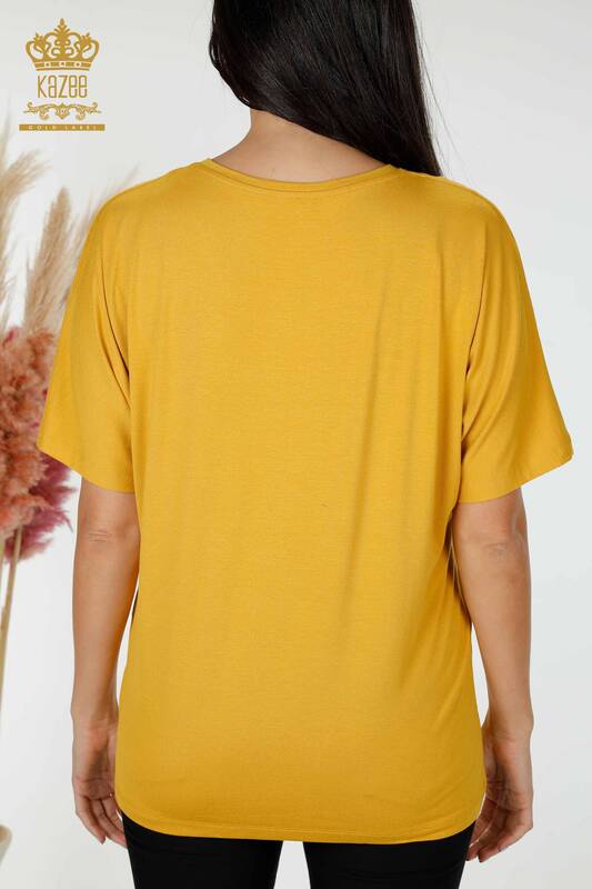 Venta al por mayor Blusa de Mujer Con Texto Detallado Azafrán - 78935 | kazee